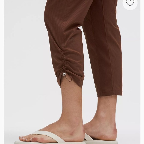 NWT Lululemon Dance Studio Mid-Rise Cropped Pant Java Size 6 - Picture 2 of 11